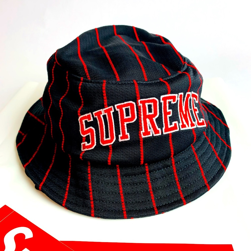Supreme Mesh Crusher Black and Red Size M/L 2016SS 0218044